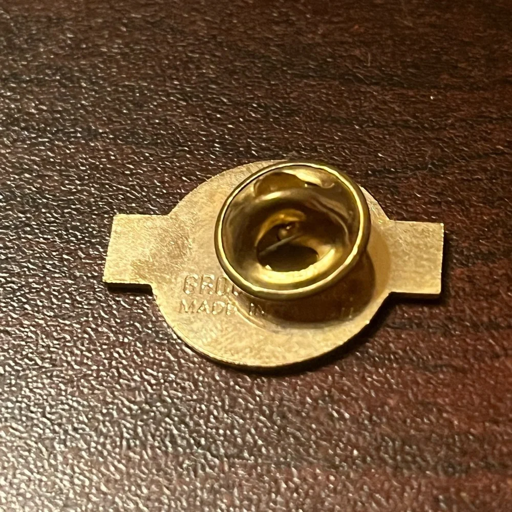 McDonald’s “All The Right‎ Moves All Around The World” Employee Lapel Hat Pin